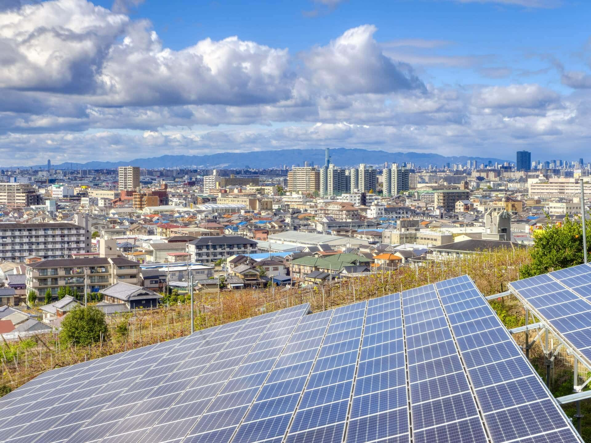 太陽光発電と季節と天気